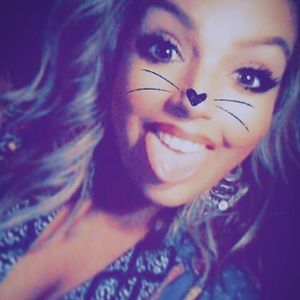 Meet your Posher, Candace